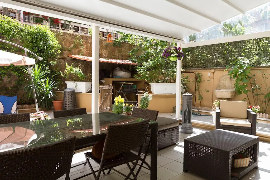 Vacanze Romane Con Giardino Ferienhaus Rom