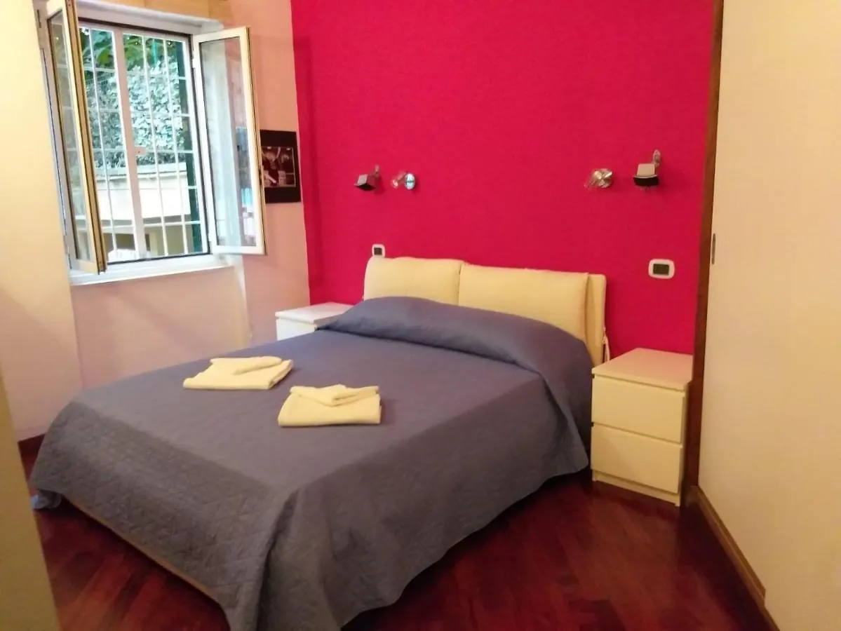 Vacanze Romane Con Giardino Italien